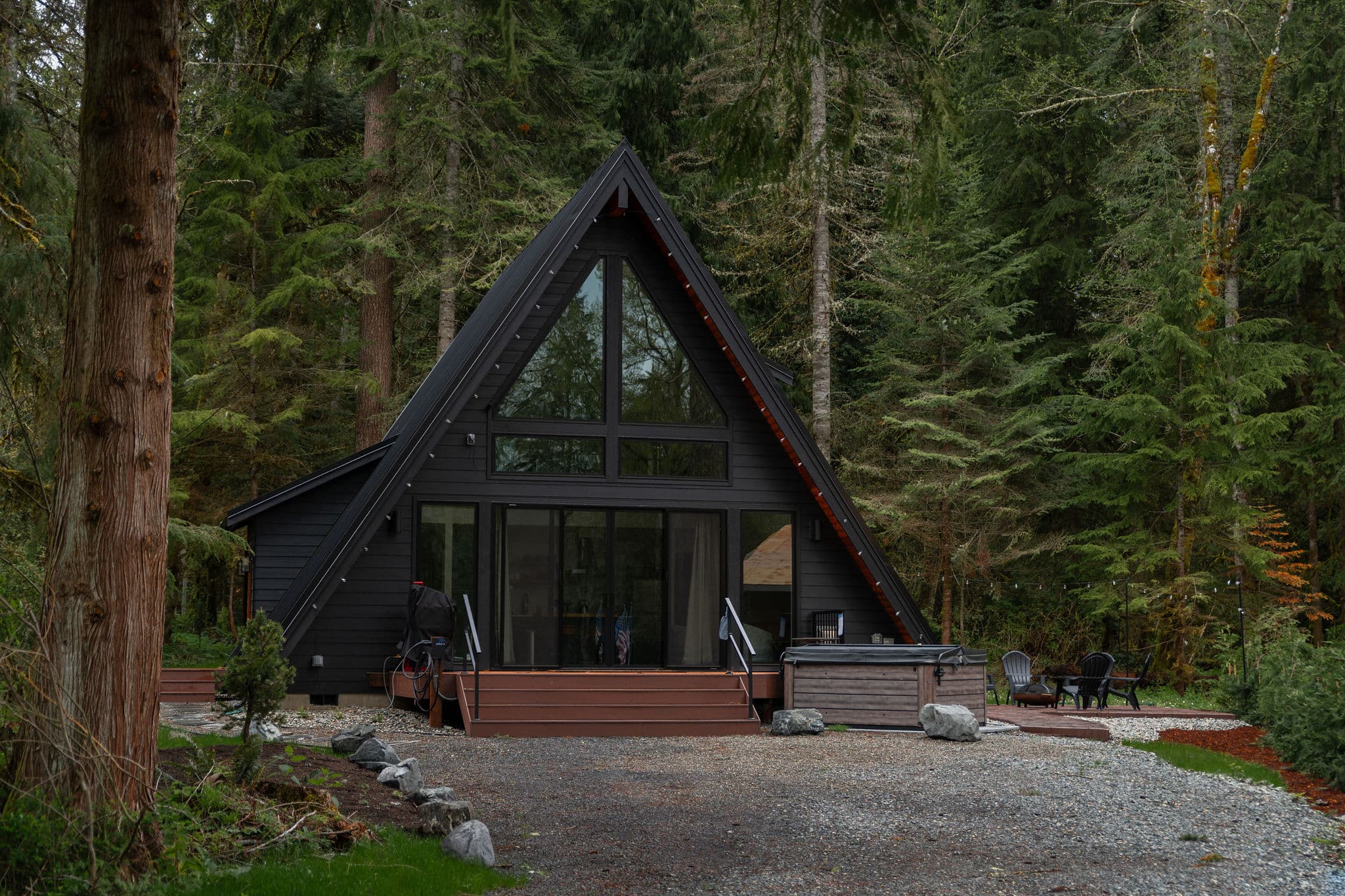 Echo House A-frame exterior from the driveway